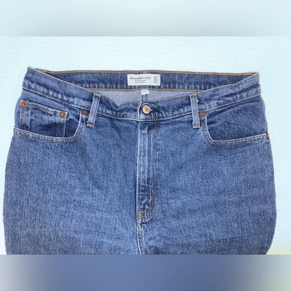 Abercrombie 90s Straight Ultra High Rise Curve Love Jeans Medium Wash - 32/14R - Picture 5 of 14